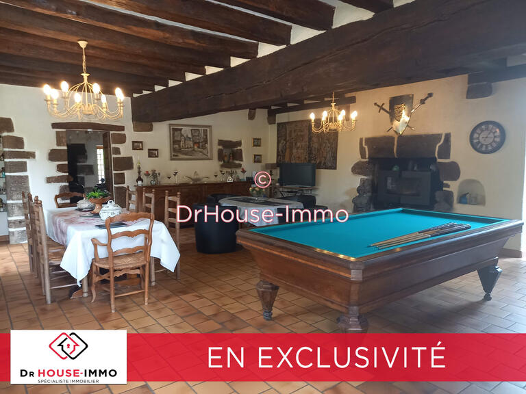 Villa Domfront-en-Champagne - 7 bedrooms - 340m²