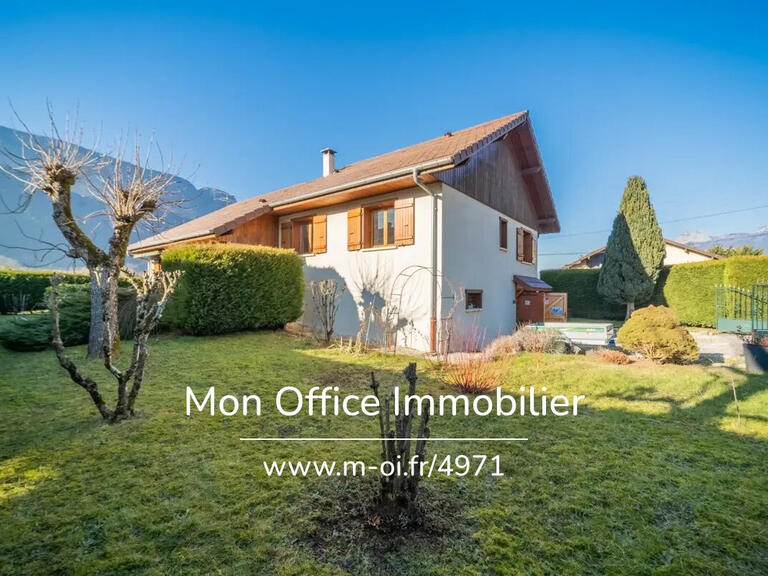 House Doussard - 4 bedrooms - 125m²