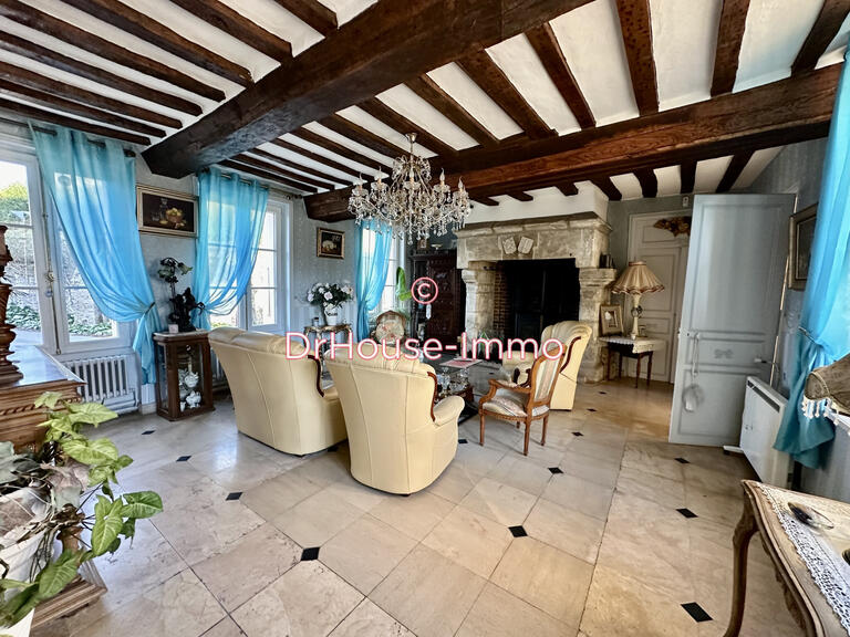 Castle Douvrend - 9 bedrooms - 390m²