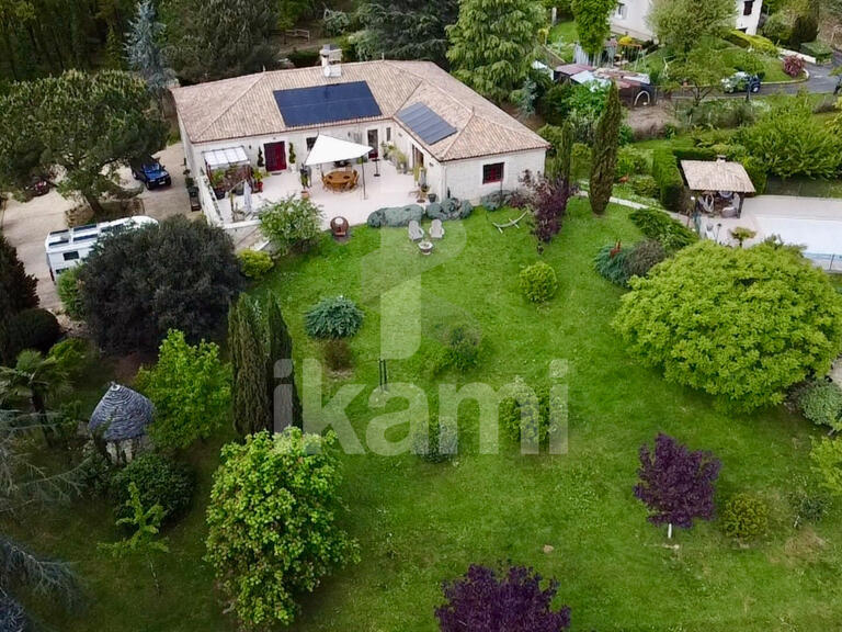 House Douzillac - 7 bedrooms - 467m²