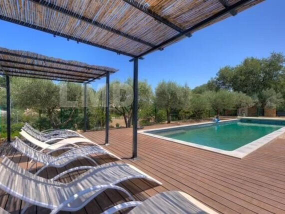 House Draguignan - 8 bedrooms - 350m²