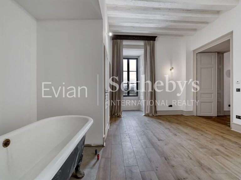 Apartment Draillant - 3 bedrooms - 163m²