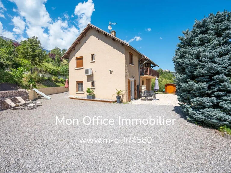 House Embrun - 7 bedrooms - 213m²