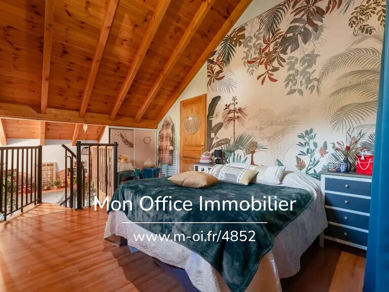 Maison Embrun - 5 chambres - 225m²