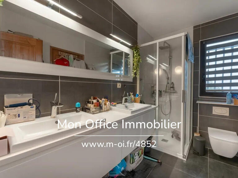 Maison Embrun - 5 chambres - 225m²