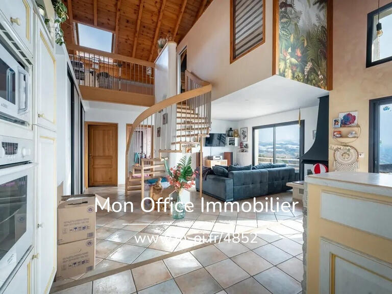 Maison Embrun - 5 chambres - 225m²