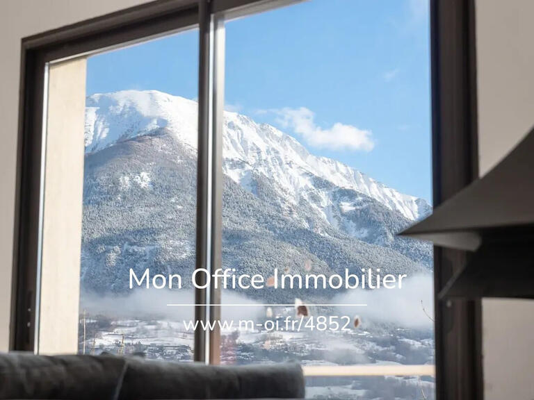 Maison Embrun - 5 chambres - 225m²