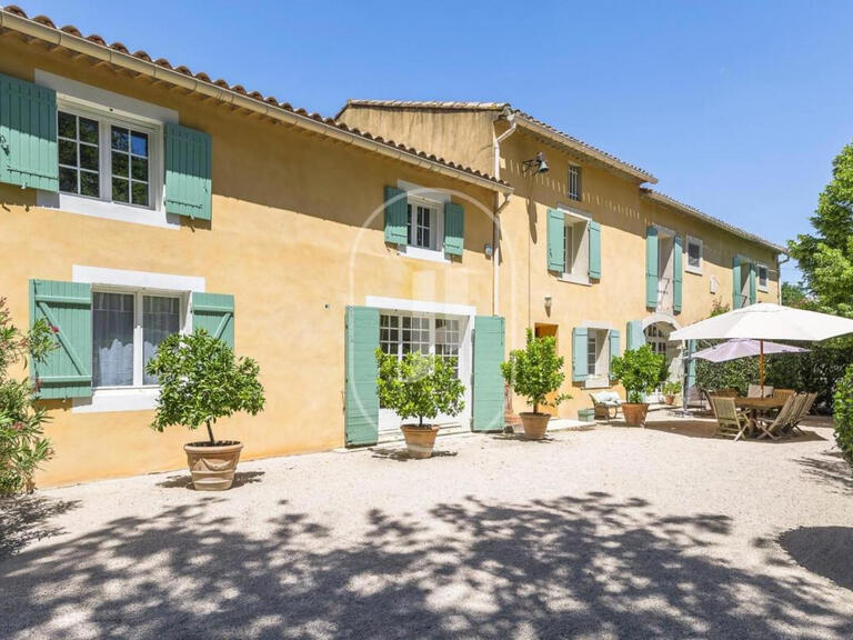 Propriété Entraigues-sur-la-Sorgue - 10 chambres - 632m²