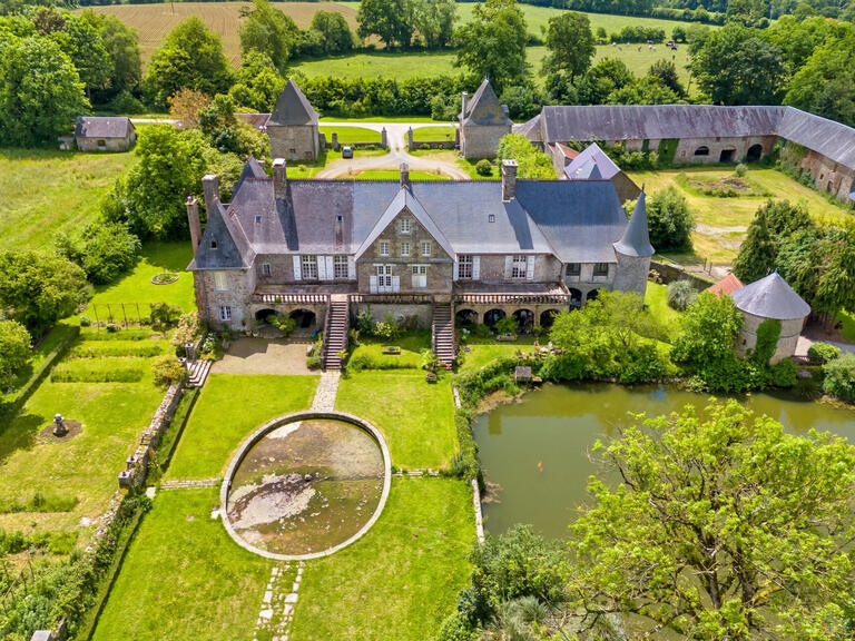 Château Équilly - 6 chambres - 1000m²