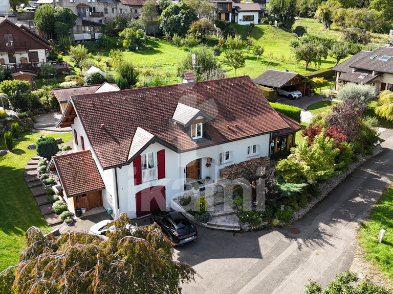 Maison Évian-les-Bains - 4 chambres - 206m²