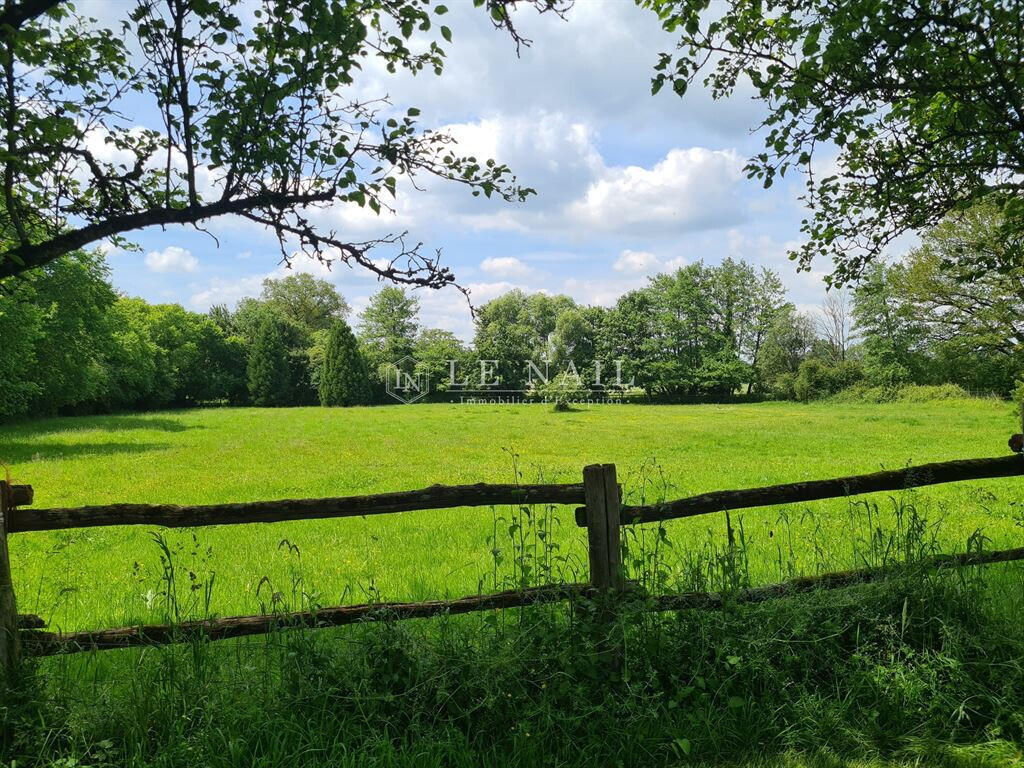 Equestrian property Évron