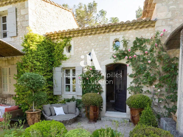 House Eygalières - 6 bedrooms - 200m²