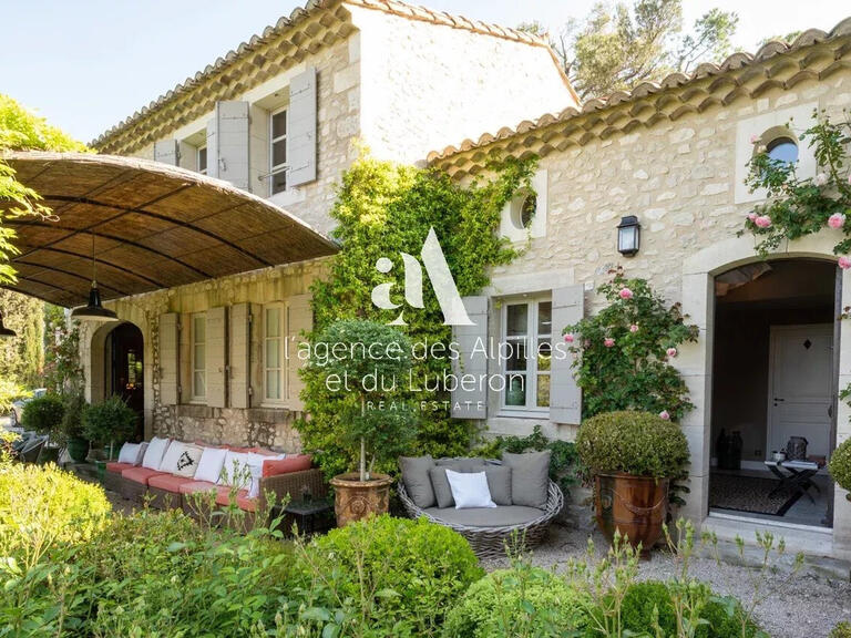 House Eygalières - 6 bedrooms - 200m²