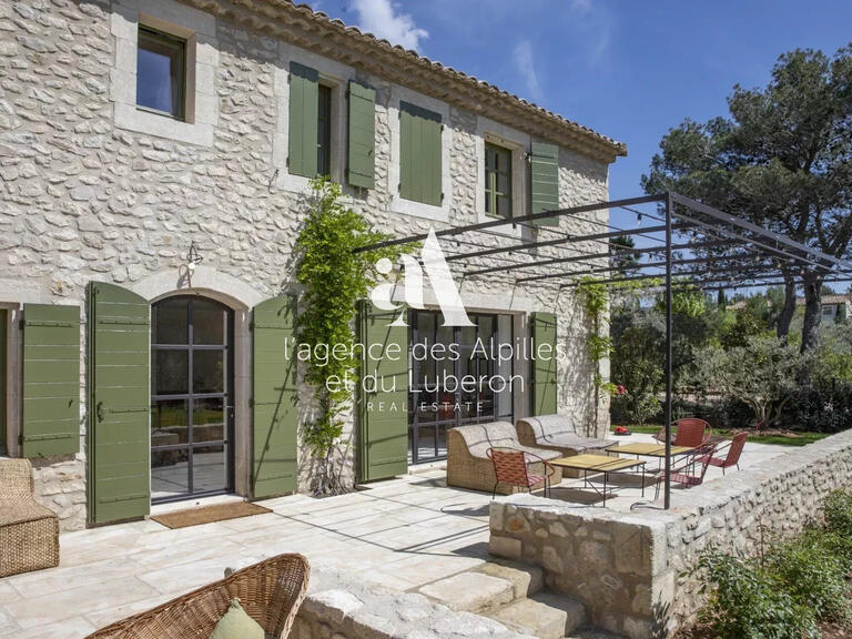 Maison Eygalières - 4 chambres - 215m²