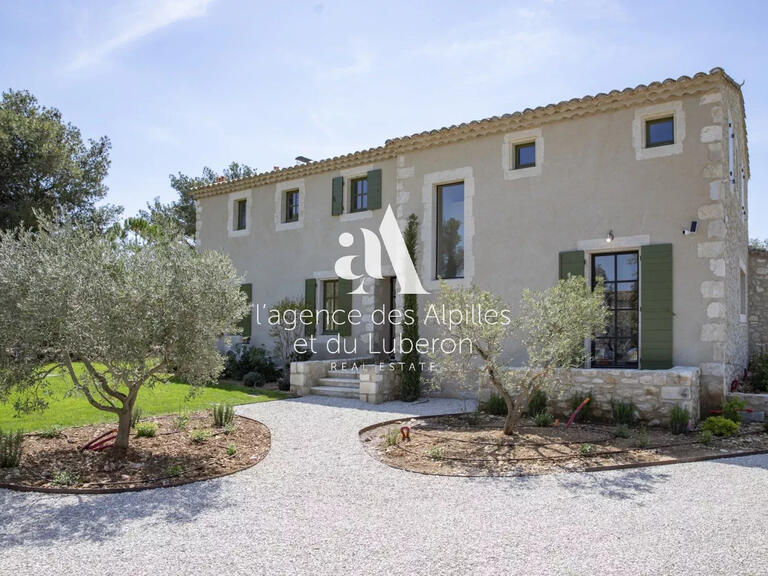 House Eygalières - 4 bedrooms - 215m²