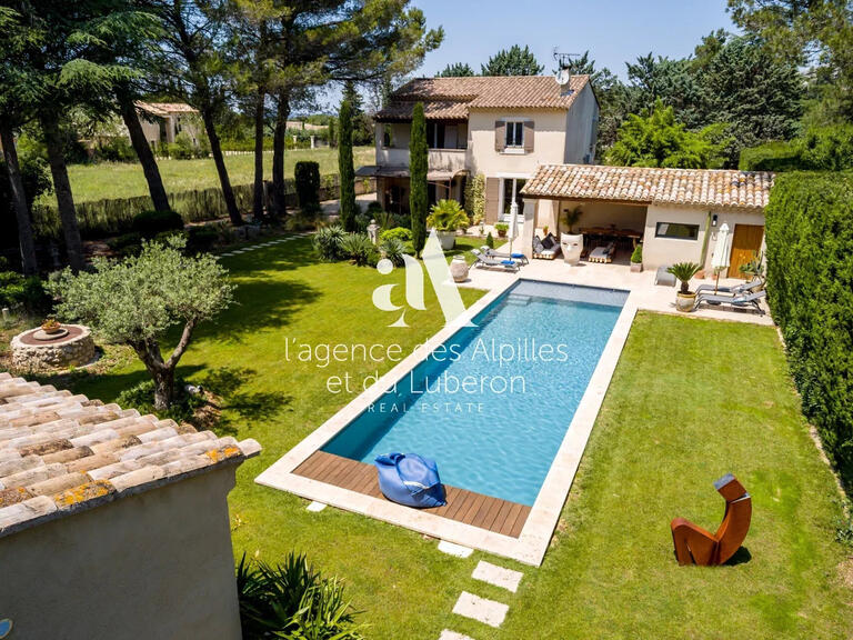 House Eygalières - 4 bedrooms - 1800m²