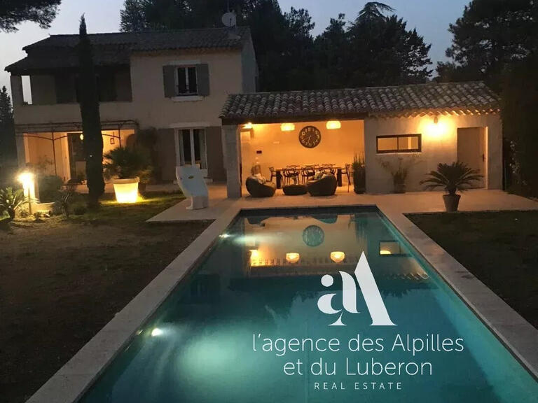 House Eygalières - 4 bedrooms - 1800m²