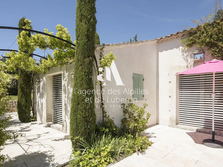 House Eygalières - 5 bedrooms - 24000m²