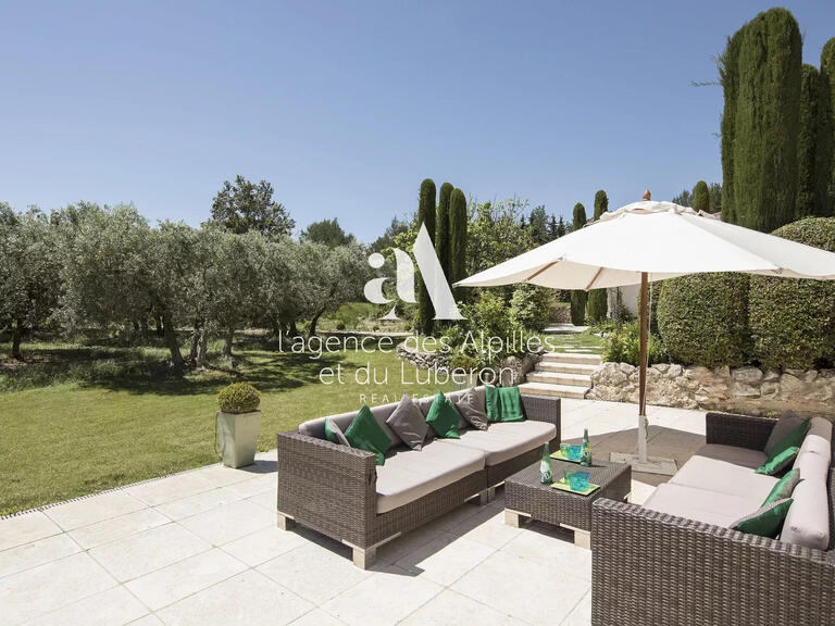 House Eygalières - 5 bedrooms - 24000m²