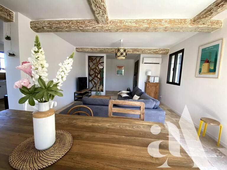 House Eygalières - 5 bedrooms - 11000m²