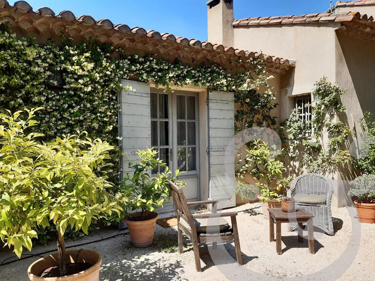 Maison Eygalières - 3 chambres - 270m²