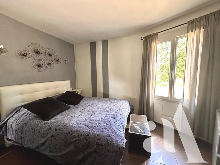 House Eygalières - 3 bedrooms - 200m²