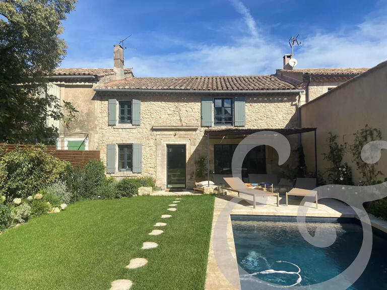 Maison Eygalières - 3 chambres - 267m²