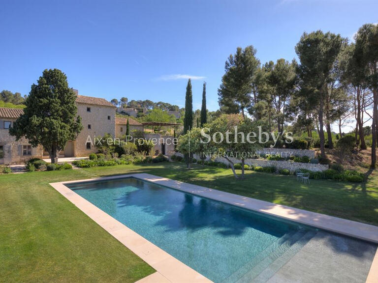 House Eygalières - 9 bedrooms - 450m²