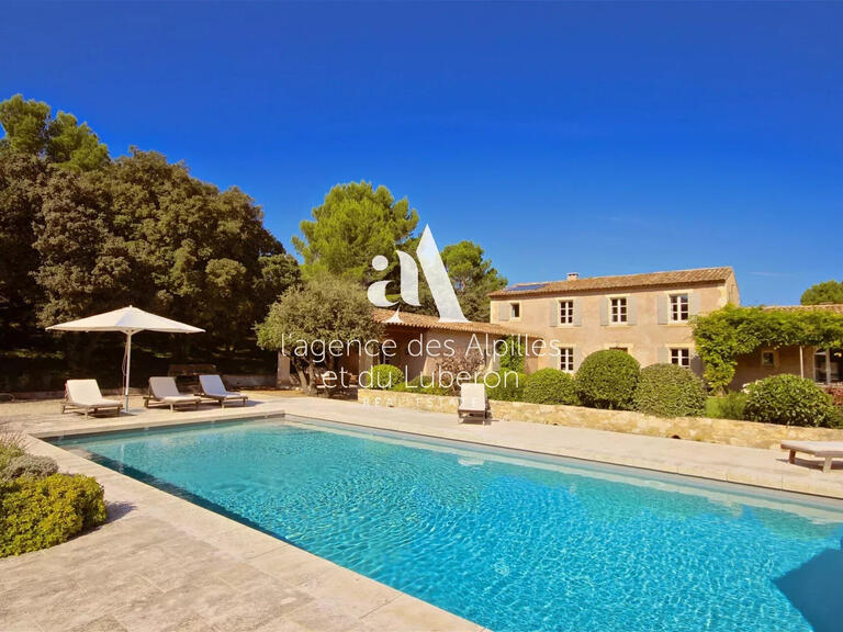 House Eygalières - 5 bedrooms - 10000m²