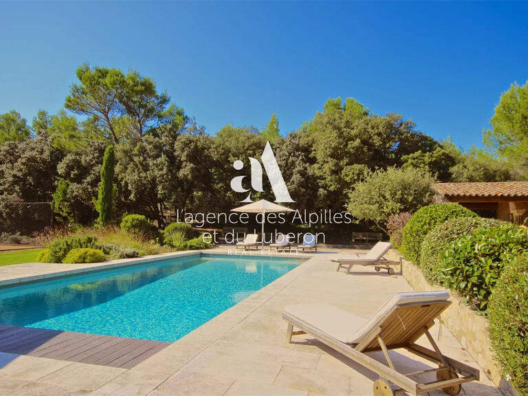 House Eygalières - 5 bedrooms - 10000m²