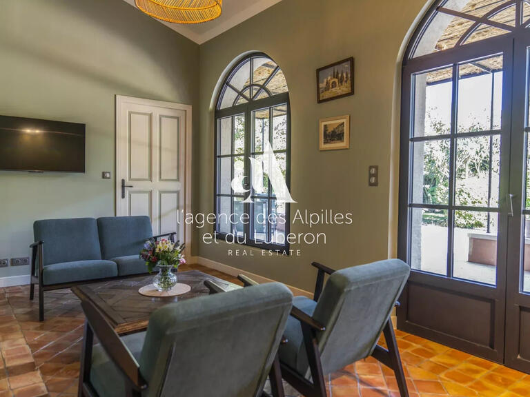 Maison Eygalières - 6 chambres - 240m²