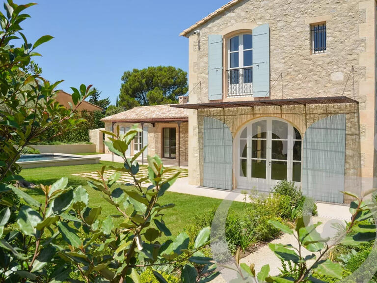 Propriété Eygalières - 4 chambres - 243m²