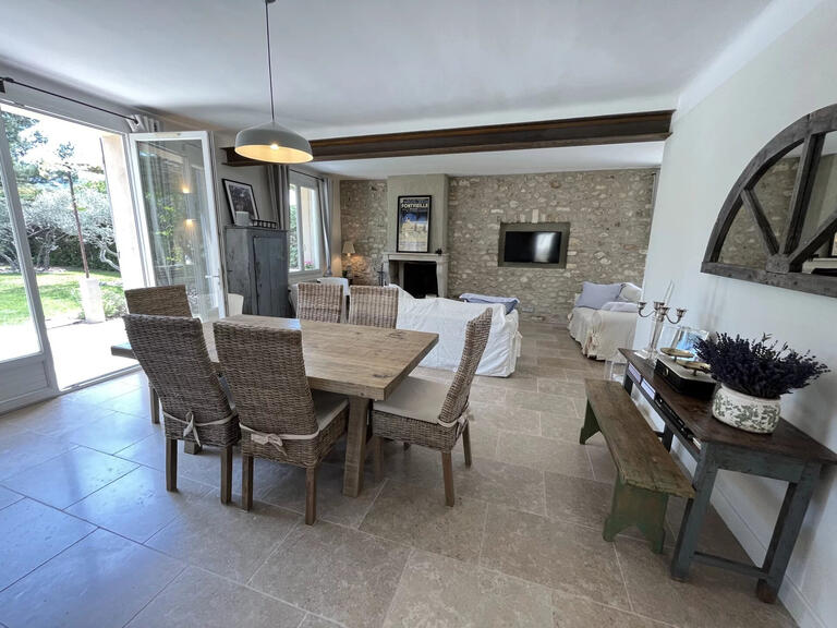 Villa Eygalières - 4 bedrooms - 250m²