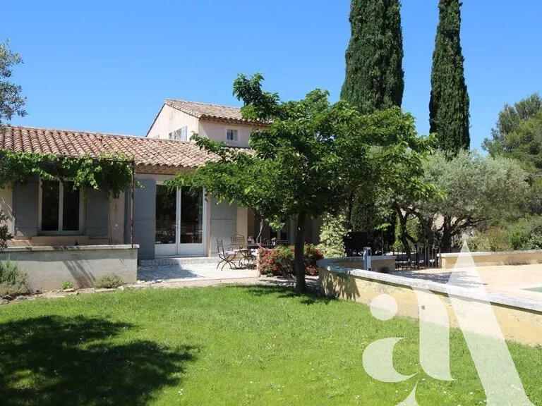 Villa Eygalières - 4 bedrooms - 250m²