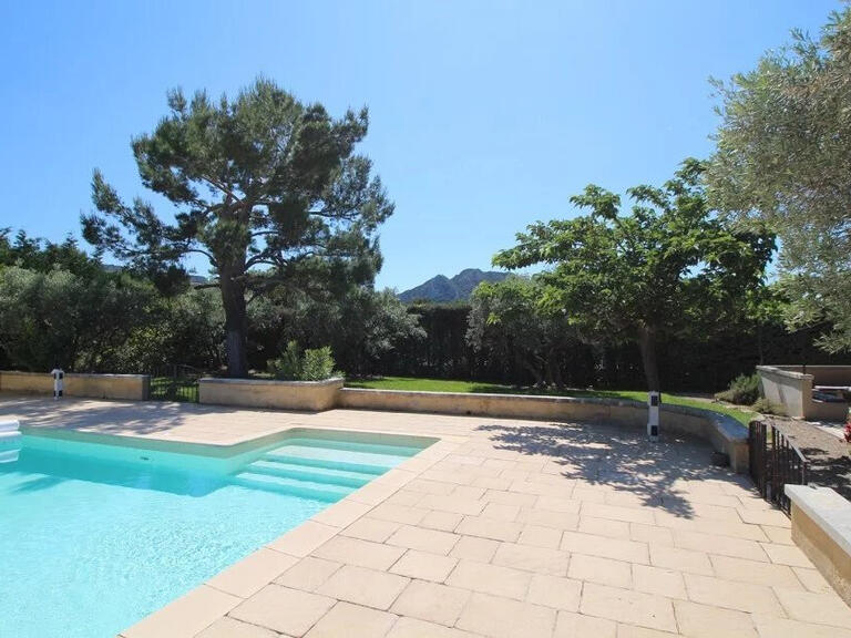 Villa Eygalières - 4 bedrooms - 250m²