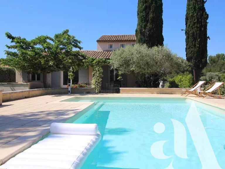 Villa Eygalières - 4 bedrooms - 250m²