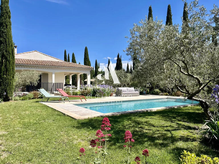 Villa Eygalières - 4 bedrooms - 180m²