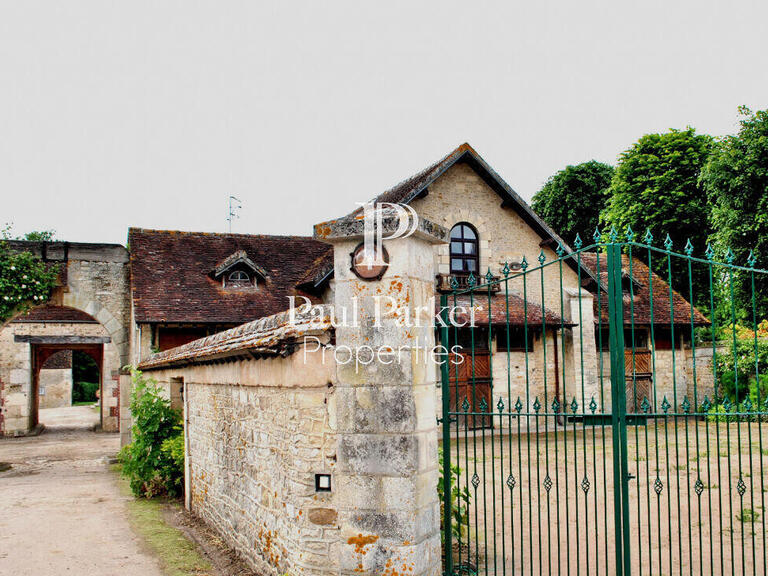 Sale Castle Falaise - 26 bedrooms