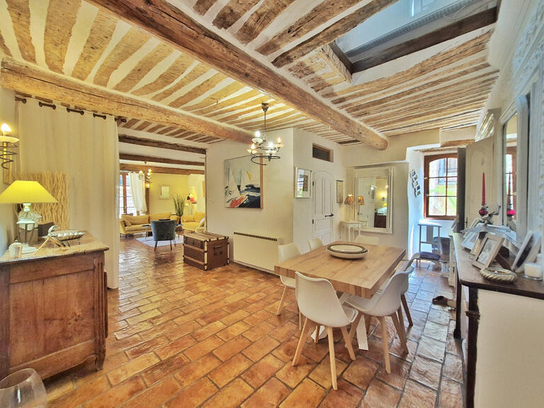 Maison Faugères - 9 chambres - 375m²