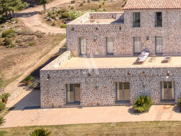 Property Fayence - 4 bedrooms - 550m²