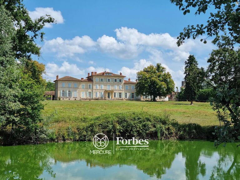 Château Feurs - 6 chambres - 1191m²