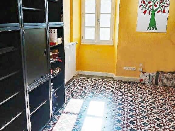 House Fons-sur-Lussan - 3 bedrooms - 187m²