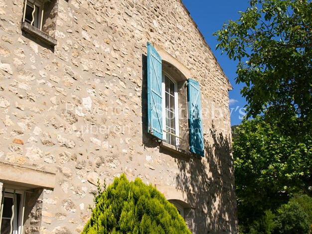 Maison Fontaine-de-Vaucluse - 10 chambres - 380m²