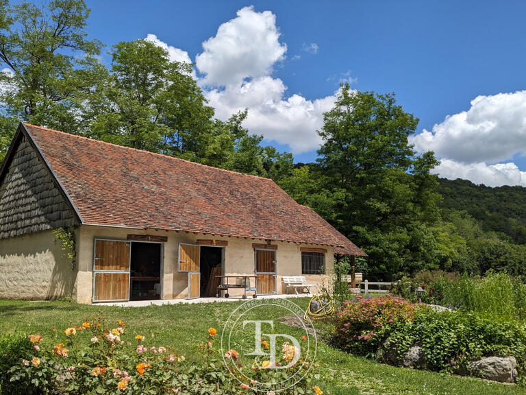 Mill Fontaine-Française - 8 bedrooms