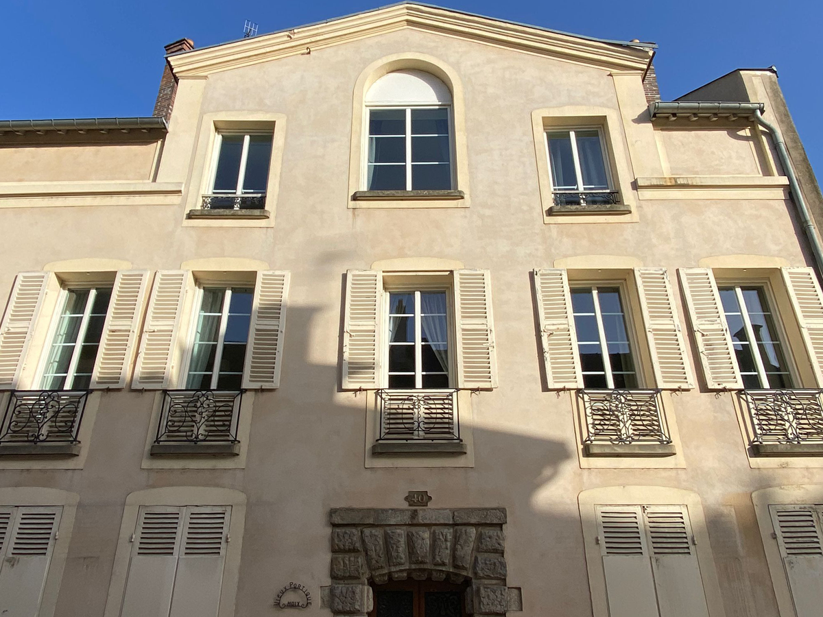 House Fontainebleau