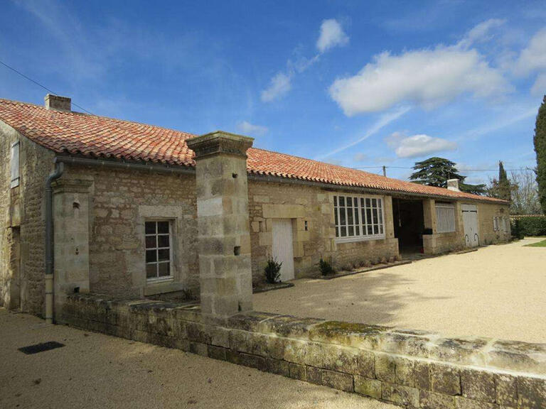 Propriété Fontenay-le-Comte - 7 chambres