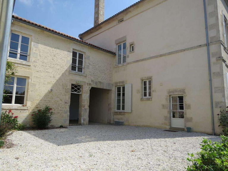 Property Fontenay-le-Comte - 5 bedrooms