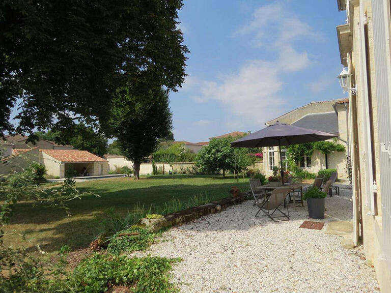 Property Fontenay-le-Comte - 5 bedrooms