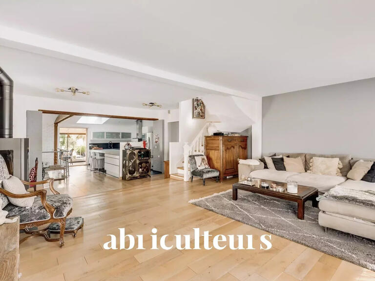 Maison Fontenay-sous-Bois - 3 chambres - 154m²