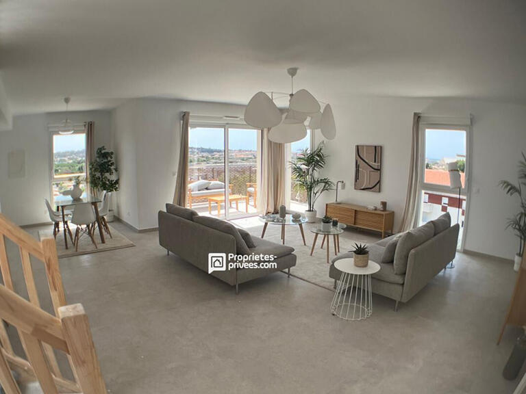 Sale Apartment Fréjus - 3 bedrooms